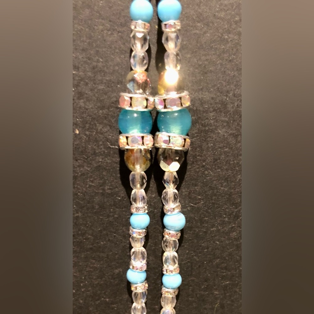 Handcrafted pendant necklace-vintage & new. AB crystals shades of turquoise - Picture 4 of 13